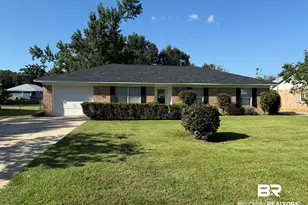 518 W Carolyn Ave, Foley, AL 36535 - Photo 1