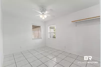 427 Vancouver St, Pensacola, FL 32507 - Photo 73