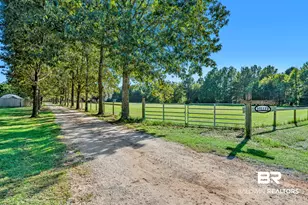 13860 White Rd, Silverhill, AL 36576 - Photo 37