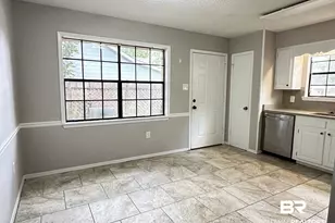 1109 McNeil Ave, Mobile, AL 36609 - Photo 5