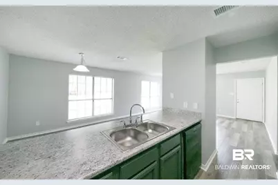 513 W Rose Avenue, Foley, AL 36535 - Photo 15