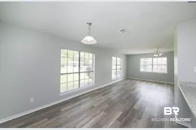 513 W Rose Avenue, Foley, AL 36535 - Photo 9