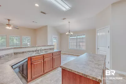 8825 Spring Grove, Mobile, AL 36695 - Photo 11