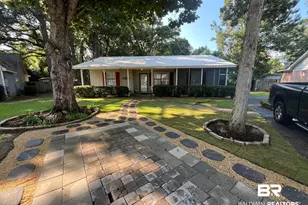 8621 Brook Ln, Fairhope, AL 36532 - Photo 1
