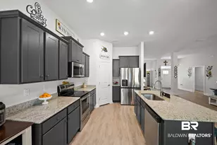 11825 Hons Dr, Fairhope, AL 36532 - Photo 13