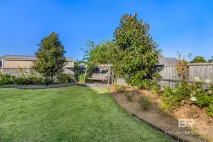 27434 French Settlement Dr, Daphne, AL 36526 - Photo 19
