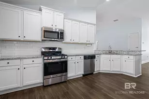 6892 Marble Ct, Gulf Shores, AL 36542 - Photo 11
