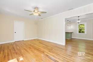 2566 Riverside Dr, Mobile, AL 36605 - Photo 7