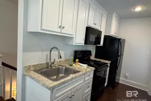 111 Magnolia Ave, Fairhope, AL 36532 - Photo 5