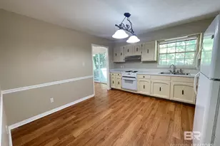 114 Pineview Cir, Daphne, AL 36526 - Photo 5