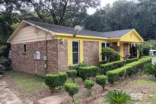 1304 Oak St, Daphne, AL 36526 - Photo 1