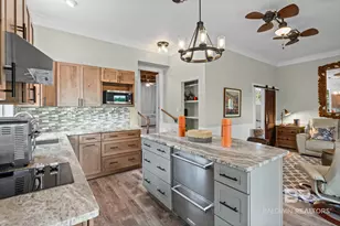27393 E Beach Blvd, Orange Beach, AL 36561 - Photo 11
