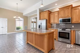 105 N North Creek Circle, Fairhope, AL 36532 - Photo 9