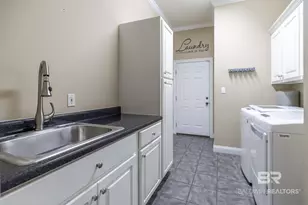 105 N North Creek Circle, Fairhope, AL 36532 - Photo 11