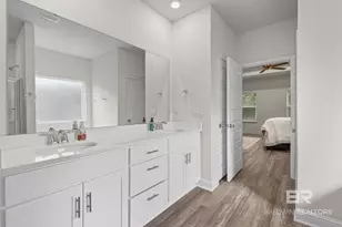 656 Calibre St, Fairhope, AL 36532 - Photo 21