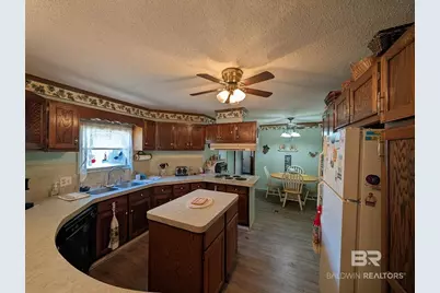 1558 Valencia Drive, Lillian, AL 36549 - Photo 3