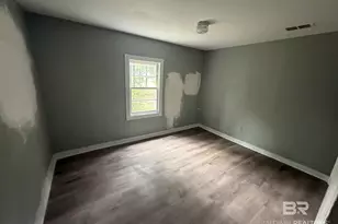 2764 S Thompson Dr, Mobile, AL 36606 - Photo 7