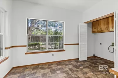801 Highpoint Circle, Mobile, AL 36693 - Photo 9