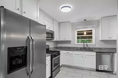 403 Thornton Place, Mobile, AL 36609 - Photo 7