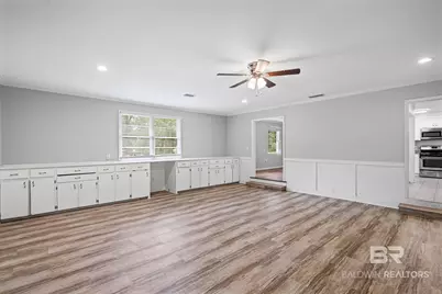 403 Thornton Place, Mobile, AL 36609 - Photo 9