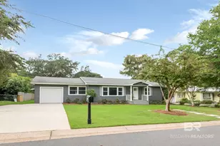 216 Pinecrest Ln, Fairhope, AL 36532 - Photo 3