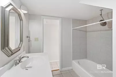 710 S Mobile Street #APT 31, Fairhope, AL 36532 - Photo 17