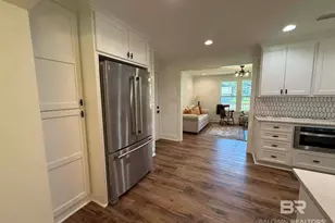 659 Nichols Ave, Fairhope, AL 36532 - Photo 9