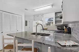 389 Clubhouse Dr, Gulf Shores, AL 36542 - Photo 11
