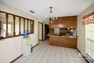 305 S Greenbriar Circle, Daphne, AL 36526 - Photo 9