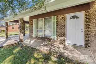 815 Taylor St, Bay Minette, AL 36507 - Photo 9