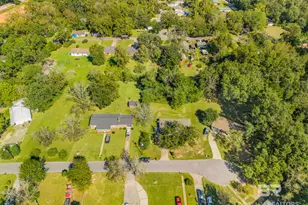 815 Taylor St, Bay Minette, AL 36507 - Photo 13