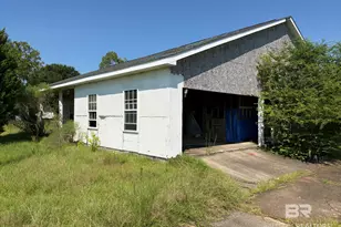 26101 Wesley Pate Rd, Elberta, AL 36530 - Photo 1