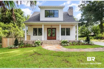 411 Miller Avenue, Fairhope, AL 36532 - Photo 1