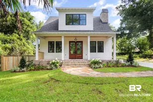 411 Miller Ave, Fairhope, AL 36532 - Photo 1