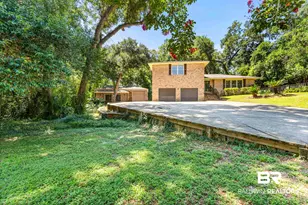 606 Fairhope Ave, Fairhope, AL 36532 - Photo 1