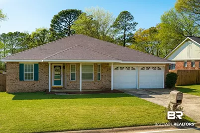 119 Lake Forest Boulevard, Daphne, AL 36526 - Photo 1