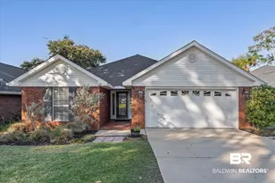 219 Spring Lake Dr, Fairhope, AL 36532 - Photo 1