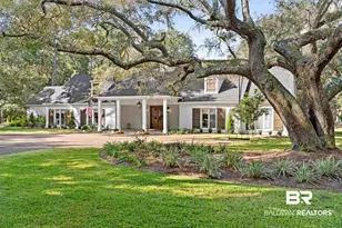 18247 Woodland Dr, Fairhope, AL 36532 - Photo 1