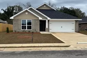 688 Mayflower Dr, Foley, AL 36535 - Photo 1