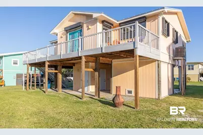 326 W 3rd Avenue, Gulf Shores, AL 36542 - Photo 1