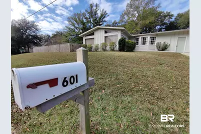 601 Bon Secour Street, Fairhope, AL 36532 - Photo 1