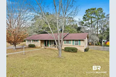 607 Bellangee Avenue, Fairhope, AL 36532 - Photo 1