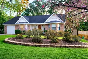 205 Cain Ln, Fairhope, AL 36532 - Photo 1