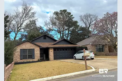 135 Lake Shore Drive, Daphne, AL 36526 - Photo 1