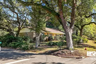 115 Pecan Ave, Fairhope, AL 36532 - Photo 1