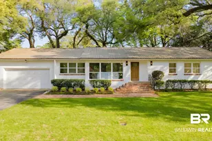 380 S Church St, Fairhope, AL 36532 - Photo 1
