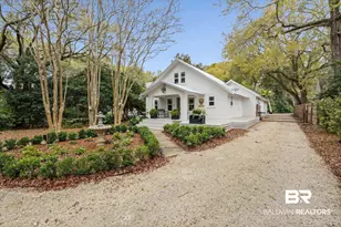 653 Fairhope Ave, Fairhope, AL 36532 - Photo 1
