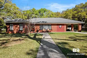 204 W 8th St, Bay Minette, AL 36507 - Photo 1