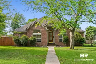 10452 Gayfer Rd Ext, Fairhope, AL 36532 - Photo 1