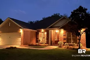 117 Petz Ave, Fairhope, AL 36532 - Photo 1